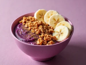 Receita Fácil de Bowl de Açaí com Granola e Banana